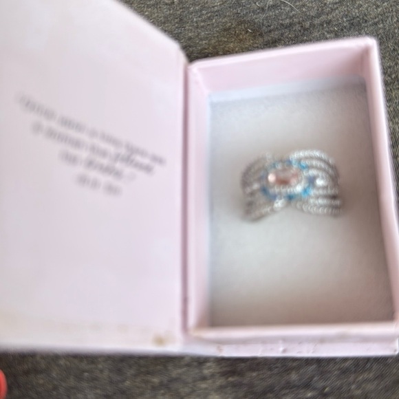 Sophisticated Silver and Blue Infinity Ring - Picture 2 of 4